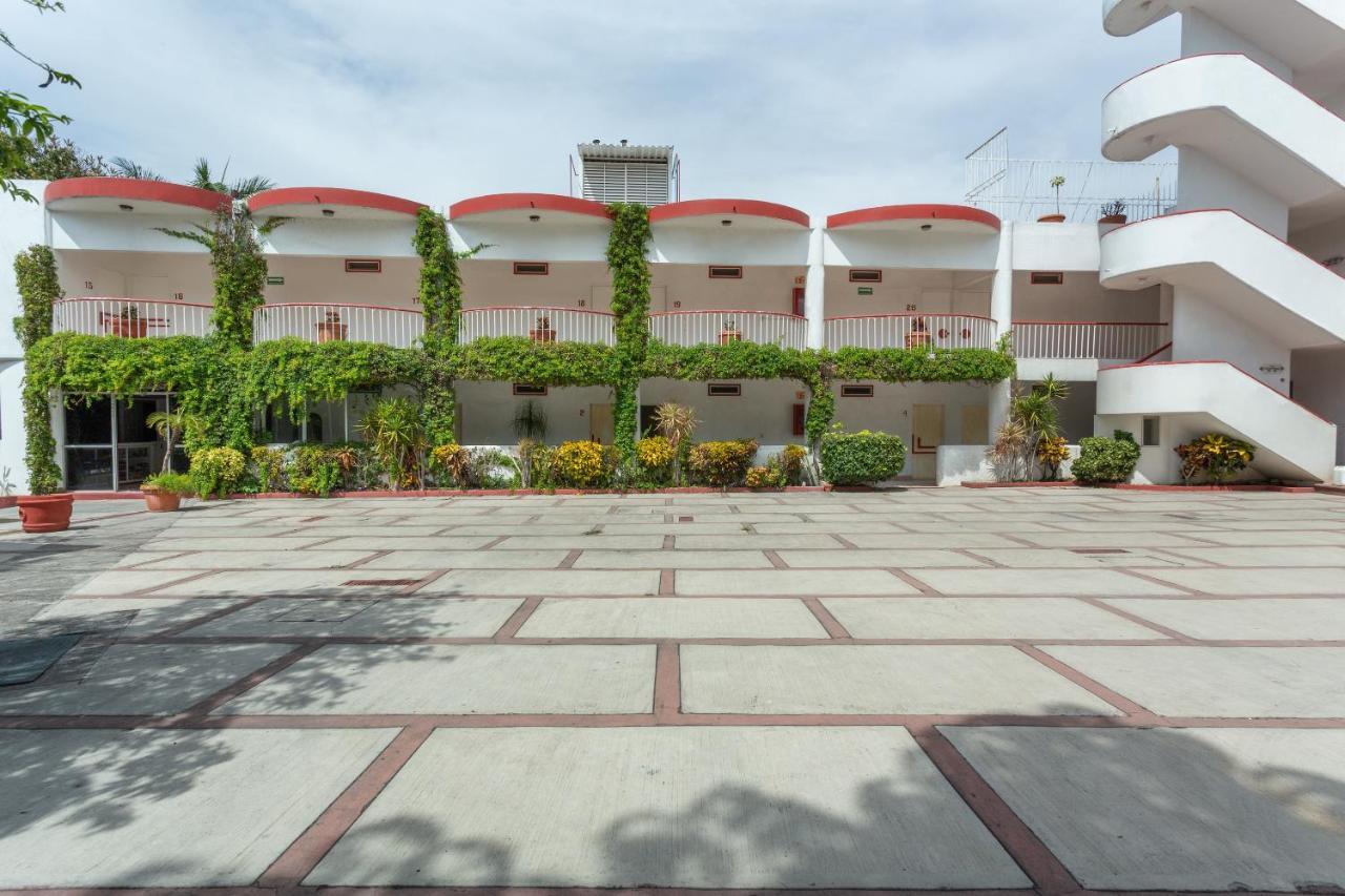 Hotel Hacienda Del Rio אואקסטפק מראה חיצוני תמונה